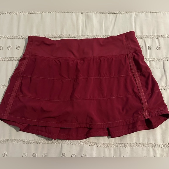 -SOLD- Lululemon pace rival skirt - Picture 4 of 11